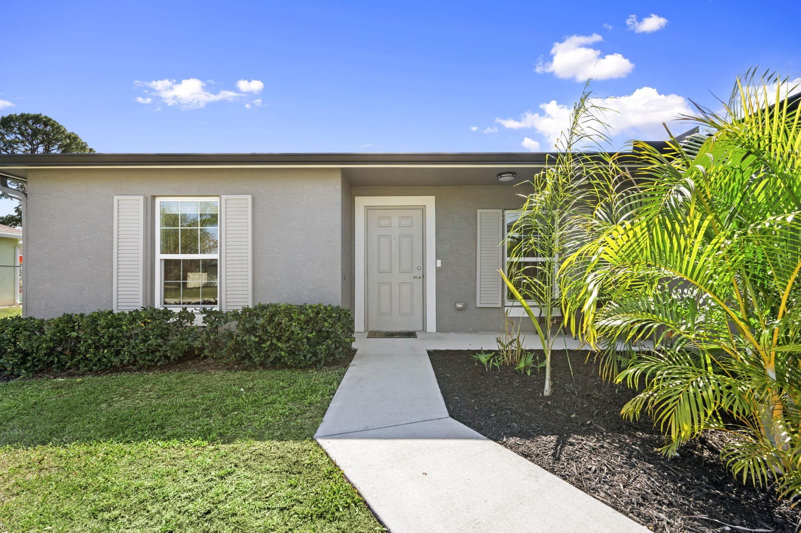 2118 SE Genoa Street — photo 4
