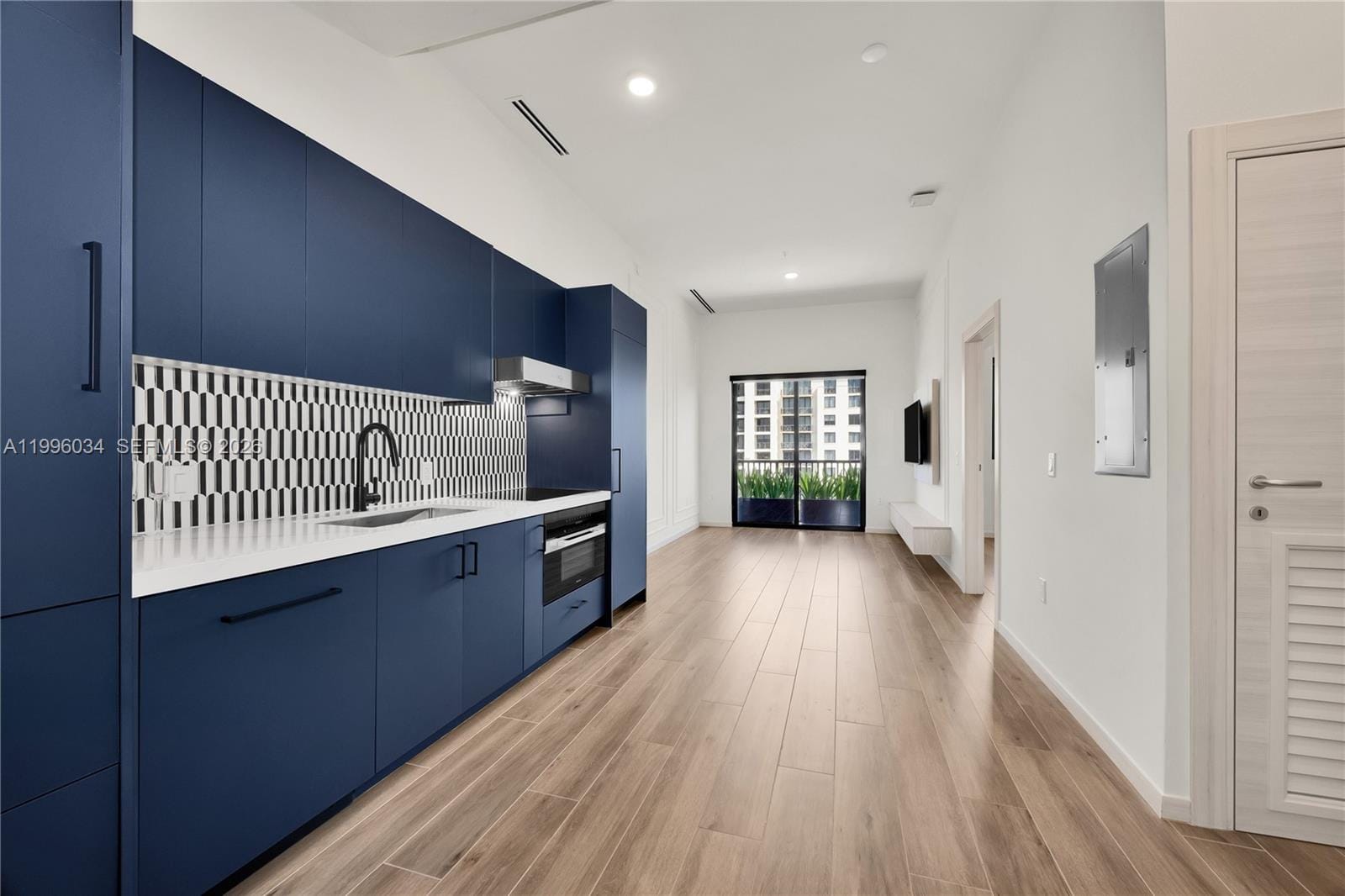 4220 Laguna Street 803, Coral Gables, FL 33146 photo 5