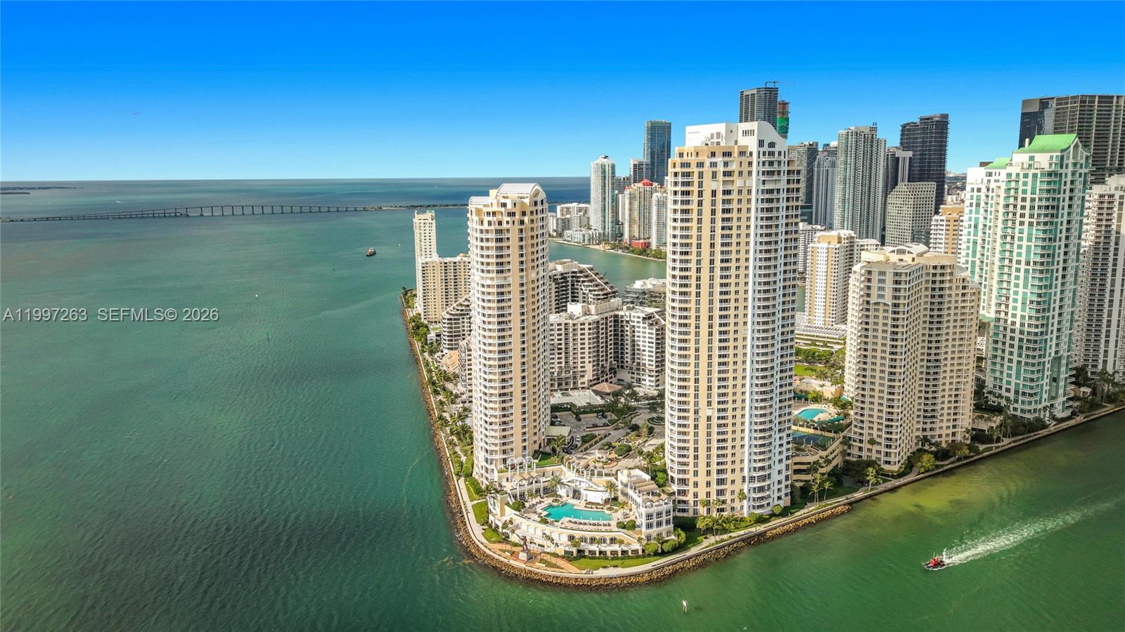 808 Brickell Key Drive 2002, Miami, FL 33131, Miami