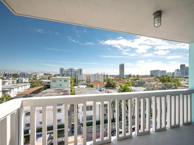 7620 Carlyle Avenue 606, Miami Beach, FL 33141, Miami Beach