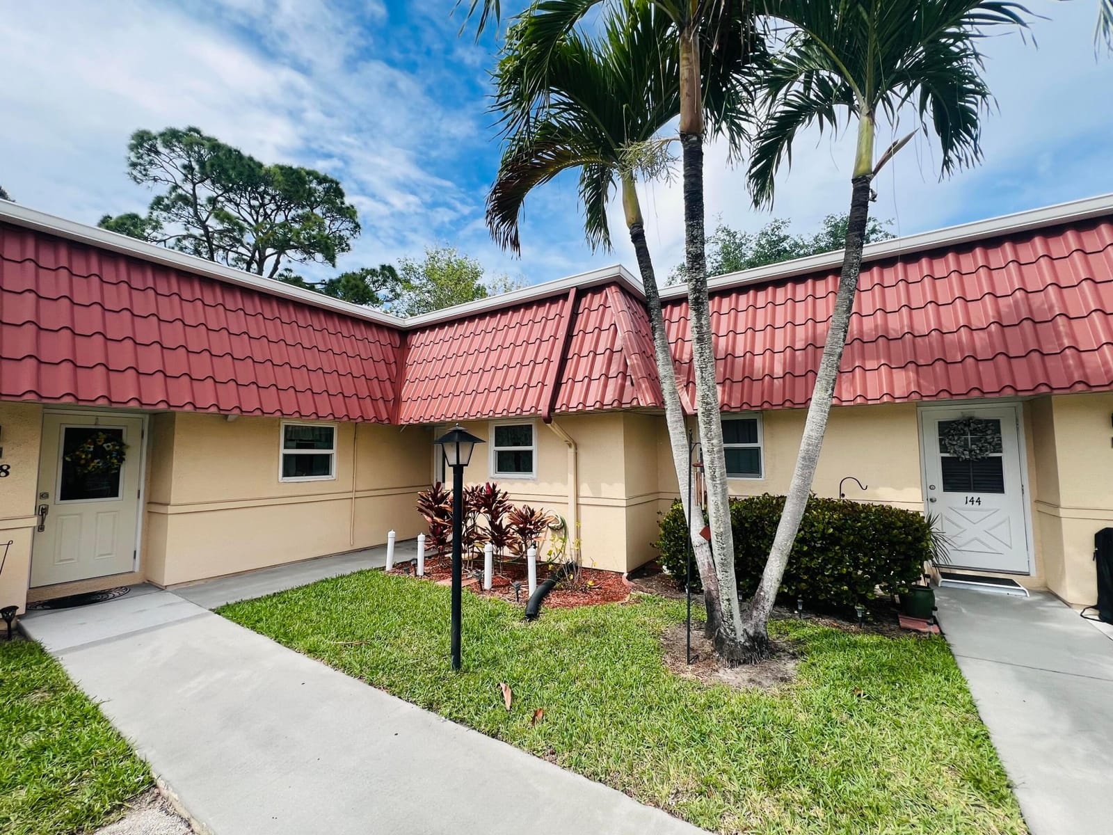 2 bedroom home for sale at 146 Amherst, Greenacres, FL 33467 — $139,900