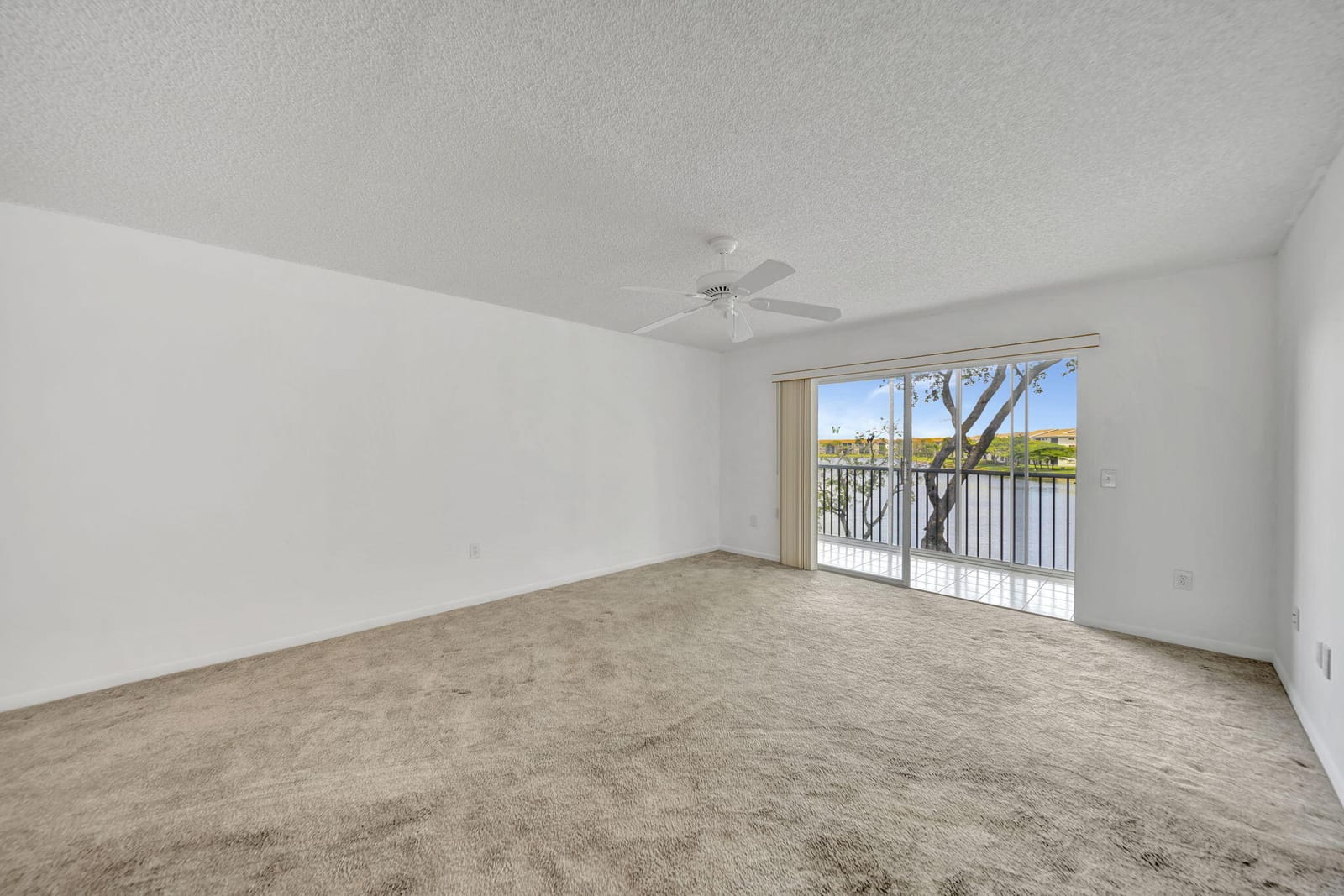 801 SW 141st Avenue 306-o, Pembroke Pines, FL 33027 photo 17