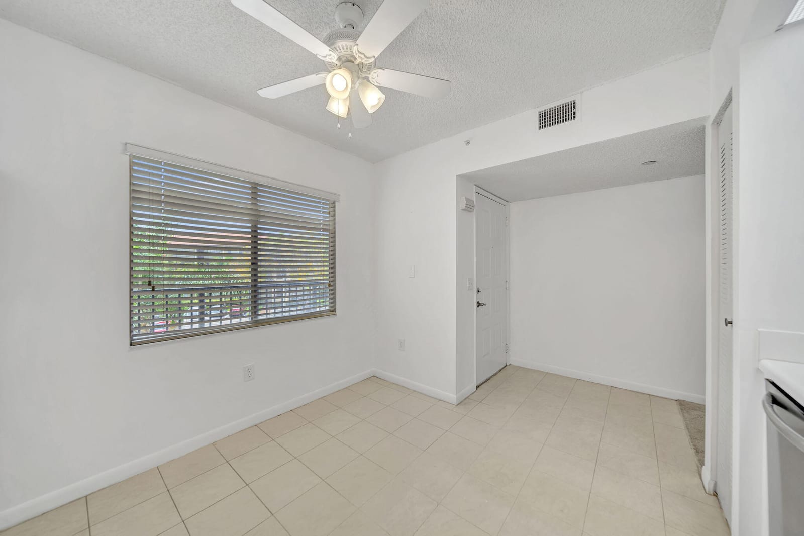 801 SW 141st Avenue 306-o, Pembroke Pines, FL 33027 photo 10