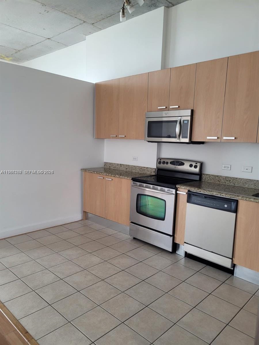 2100 Van Buren Street 501, Hollywood, FL 33020 photo 5