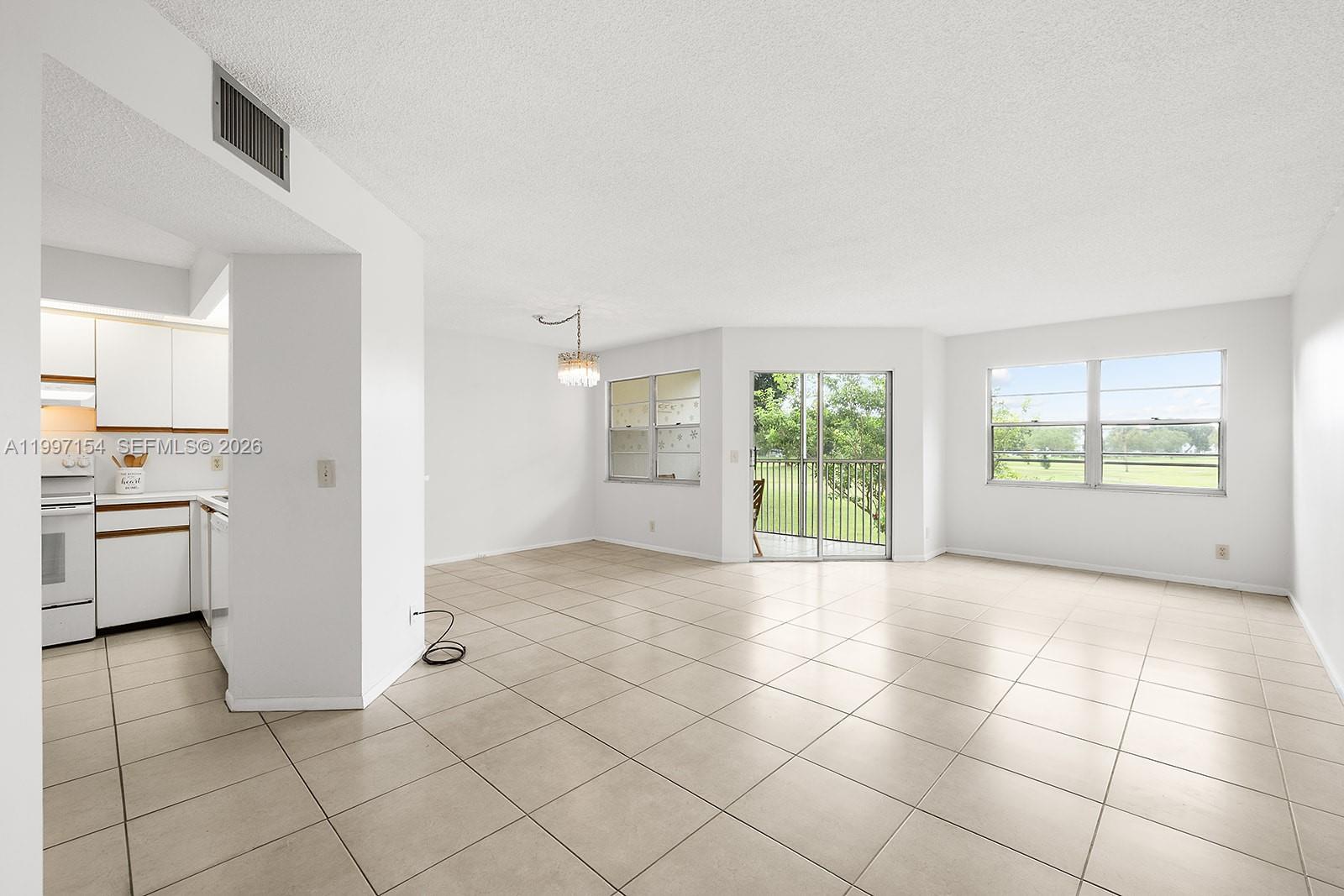 901 SW 128th Avenue 212E, Pembroke Pines, FL 33027, Pembroke Pines