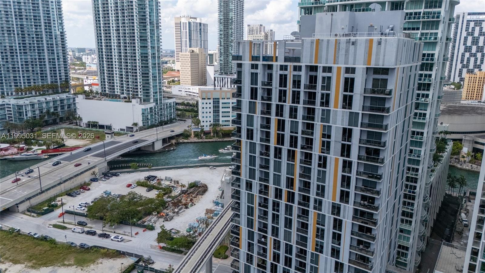 31 SE 6th Street 1906, Miami, FL 33131 photo 25