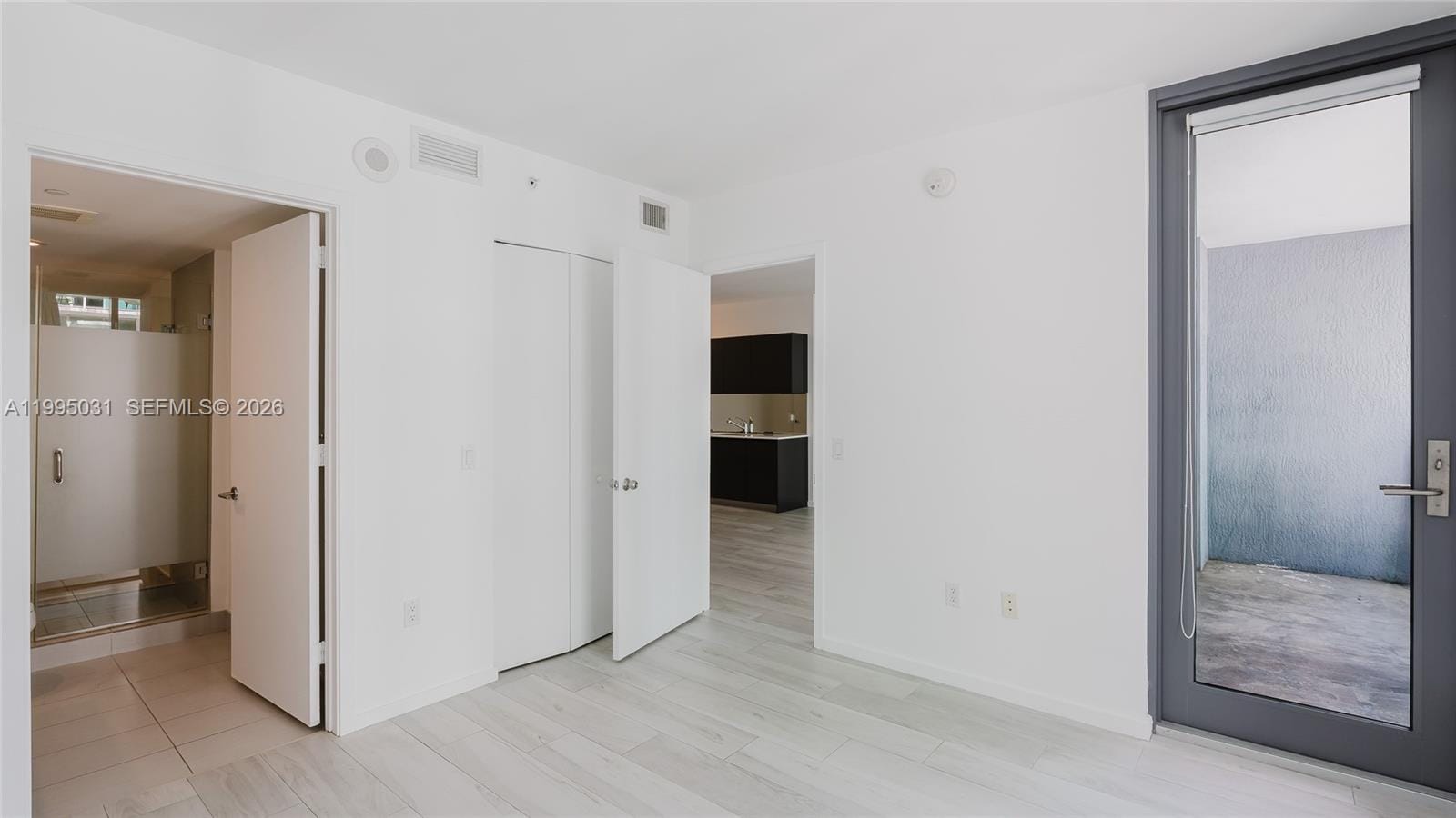 31 SE 6th Street 1906, Miami, FL 33131 photo 10