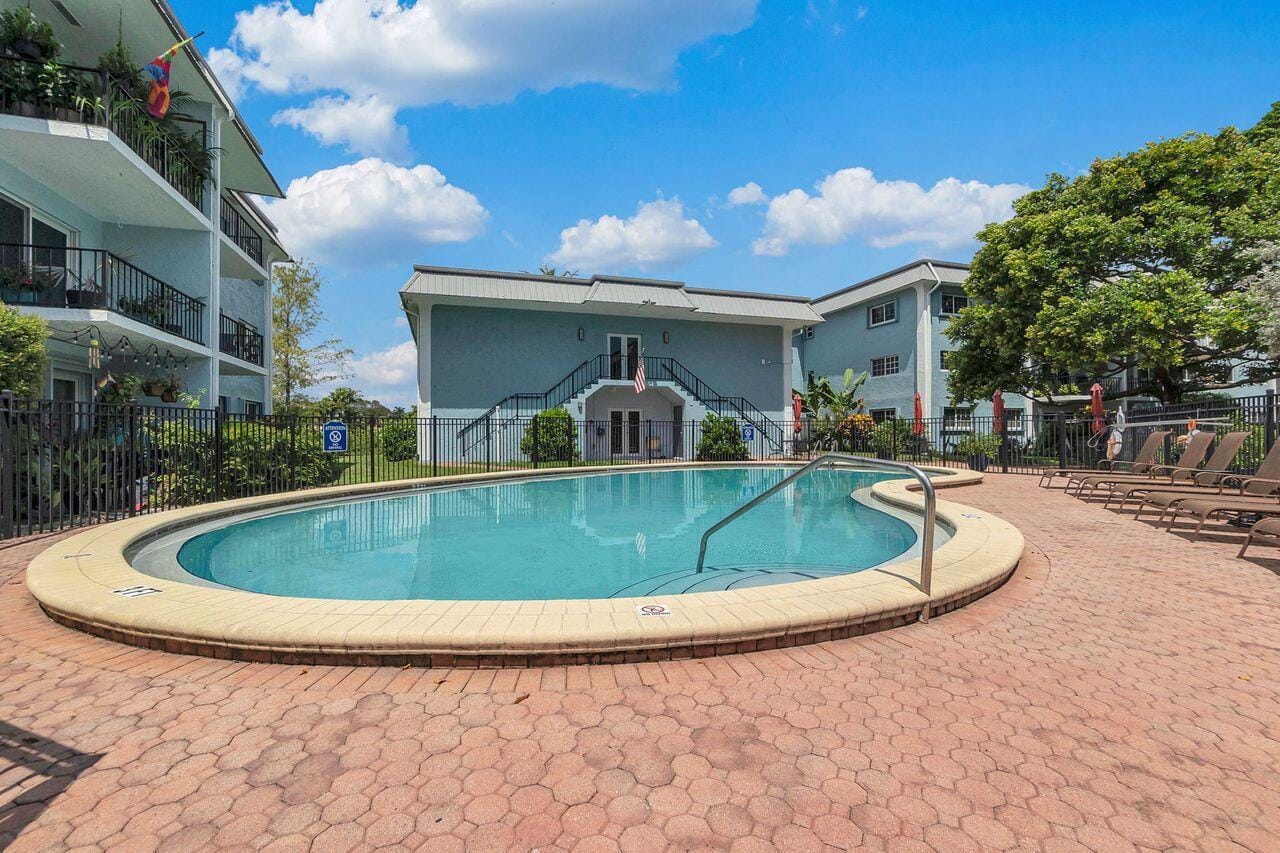 3004 NE 5th Terrace 108c, Wilton Manors, FL 33334 photo 23