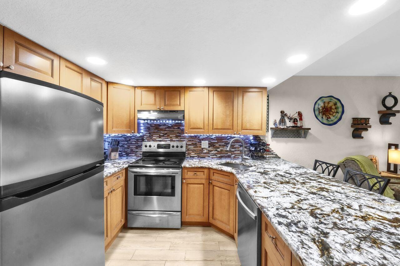 3004 NE 5th Terrace 108c, Wilton Manors, FL 33334 photo 7