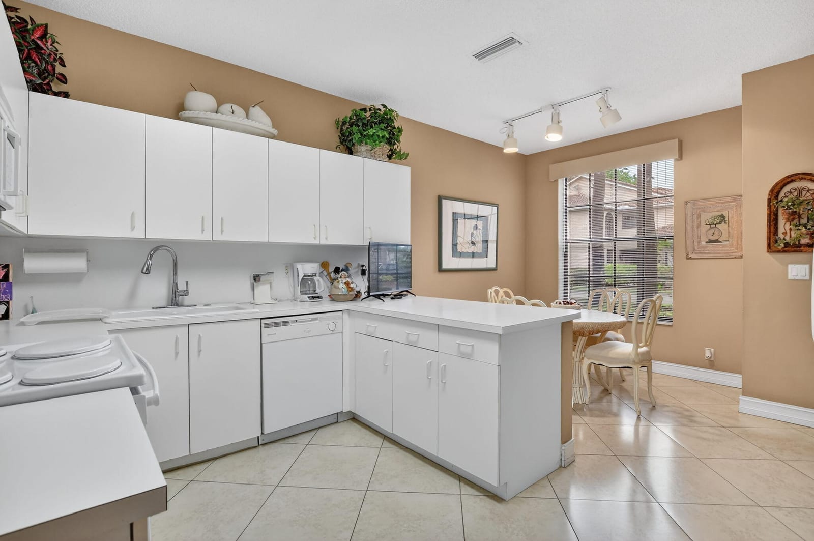 6712 Montego Bay Boulevard E, Boca Raton, FL 33433 photo 11