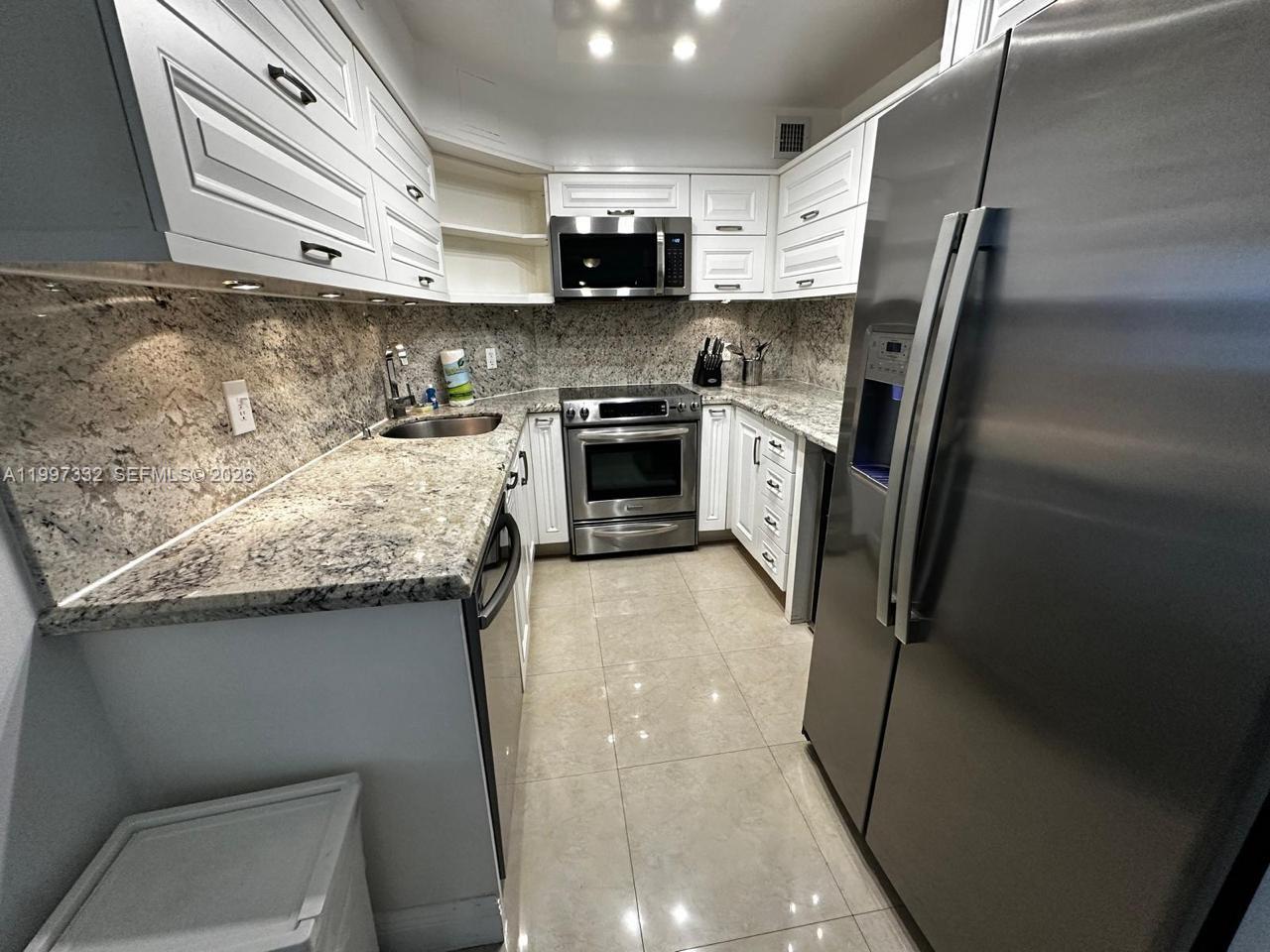 5225 Collins Avenue 614, Miami Beach, FL 33140, Miami Beach