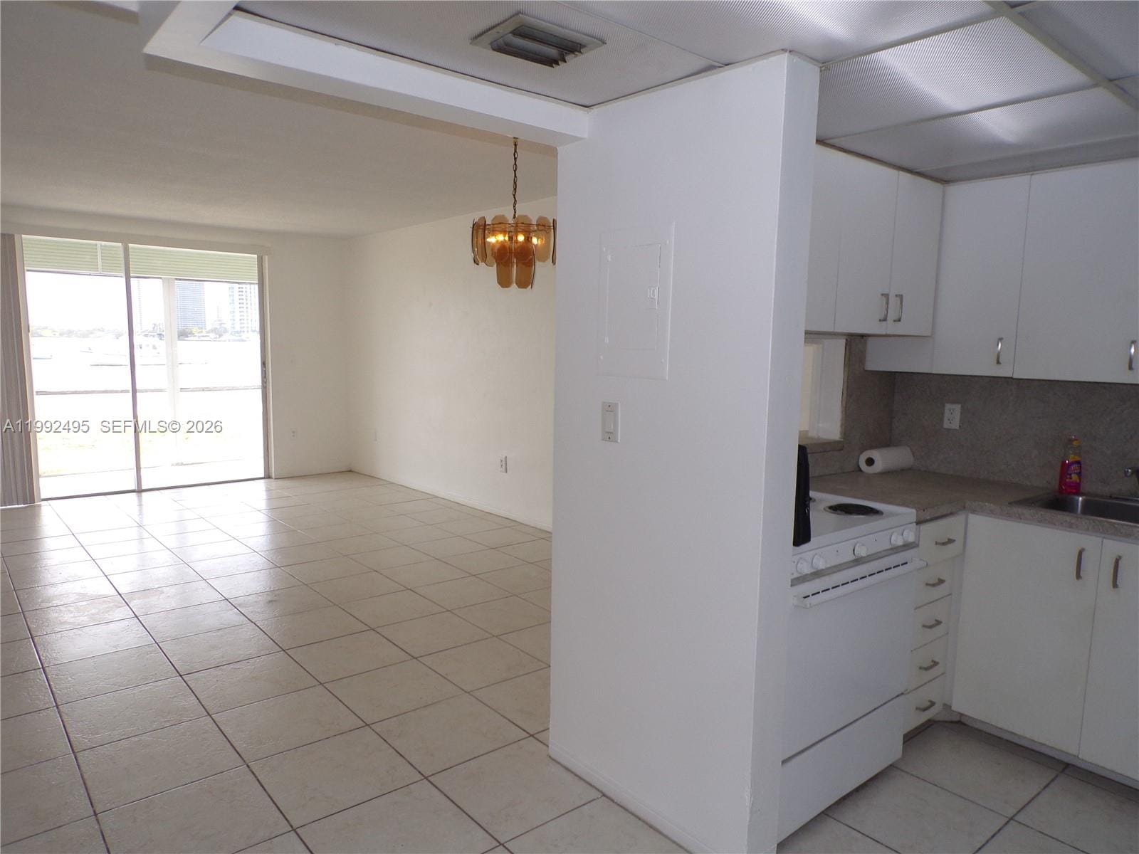 2920 Point East Drive N111, Aventura, FL 33160 photo 20