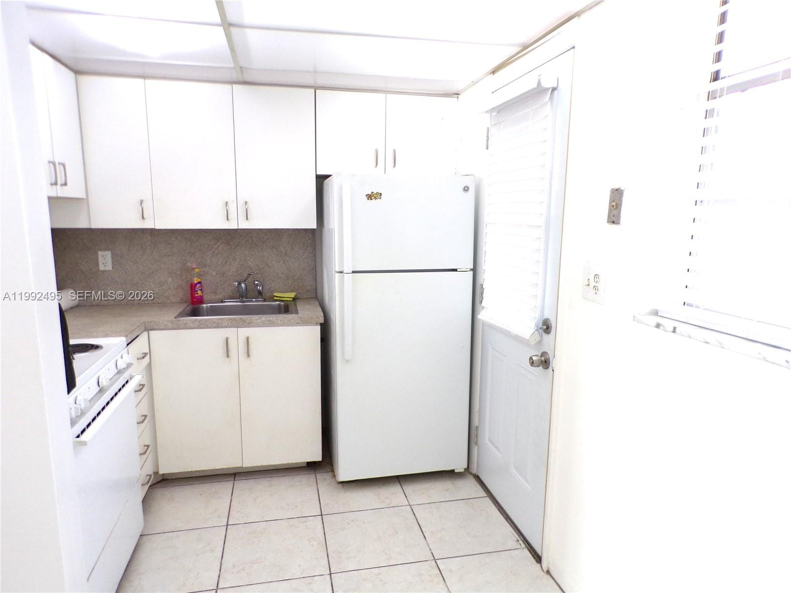 2920 Point East Drive N111, Aventura, FL 33160 photo 22