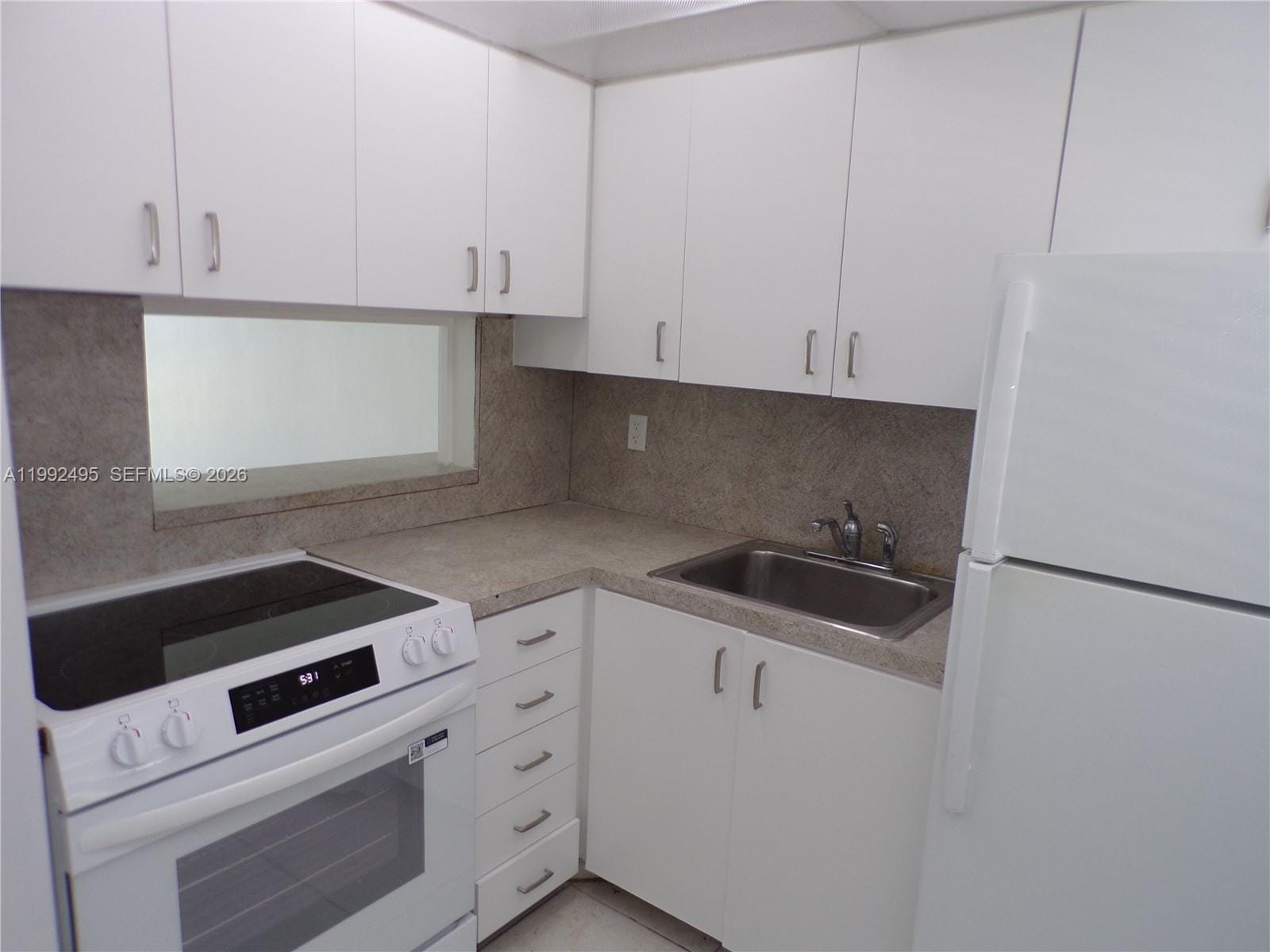 2920 Point East Drive N111, Aventura, FL 33160 photo 23