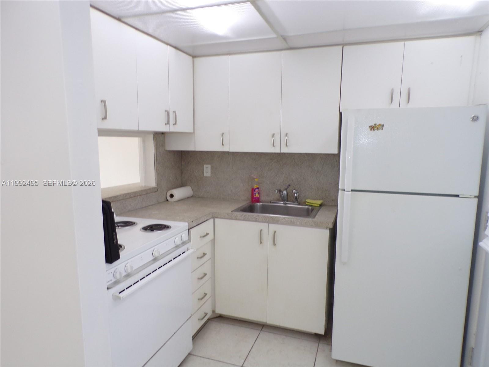 2920 Point East Drive N111, Aventura, FL 33160 photo 24