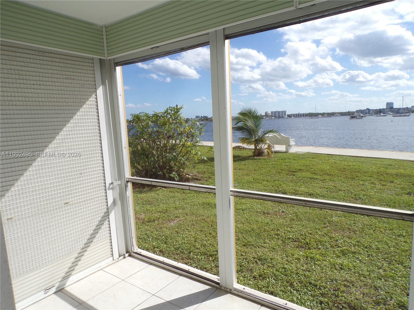 2920 Point East Drive N111 — photo 9