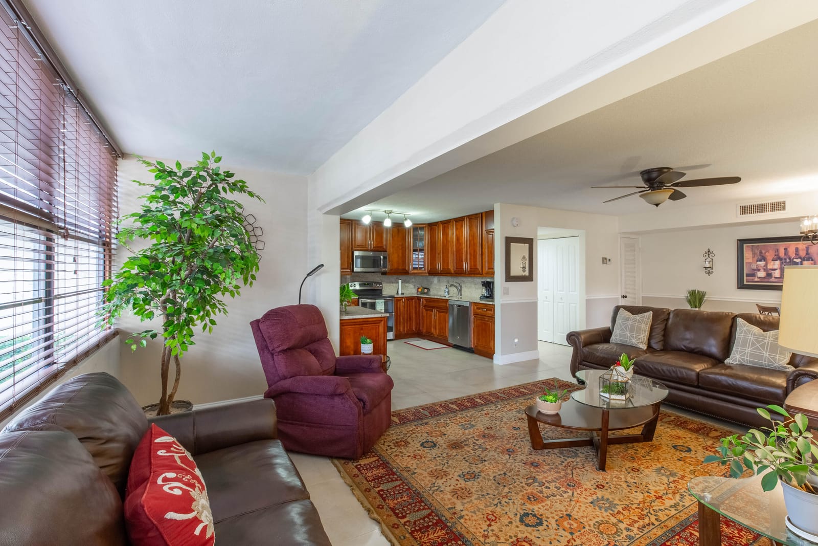 154 Capri D, Delray Beach, FL 33484 photo 13