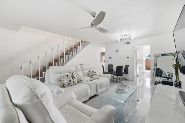 10875 NW 29th Manor 8, Country Squire Townhomes, Sunrise, FL