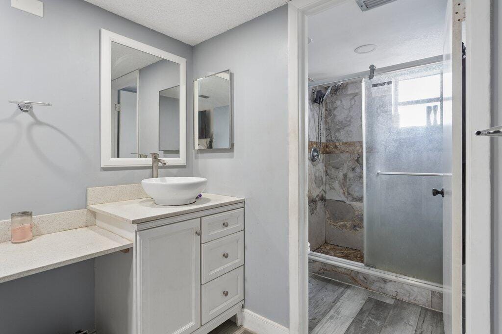 8030 Hampton Boulevard 404 — photo 11