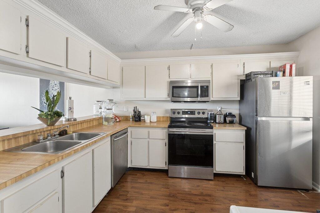 8030 Hampton Boulevard 404 — photo 4
