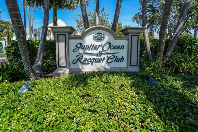 1605 S Us Highway 1 303m1, Jupiter, FL 33477
