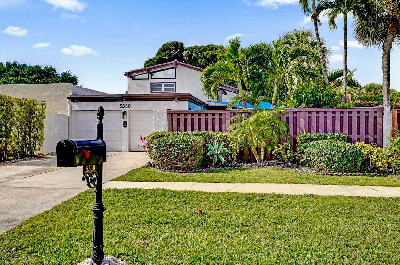 5330 Stonybrook Drive, Boynton Beach, FL 33437 photo 1