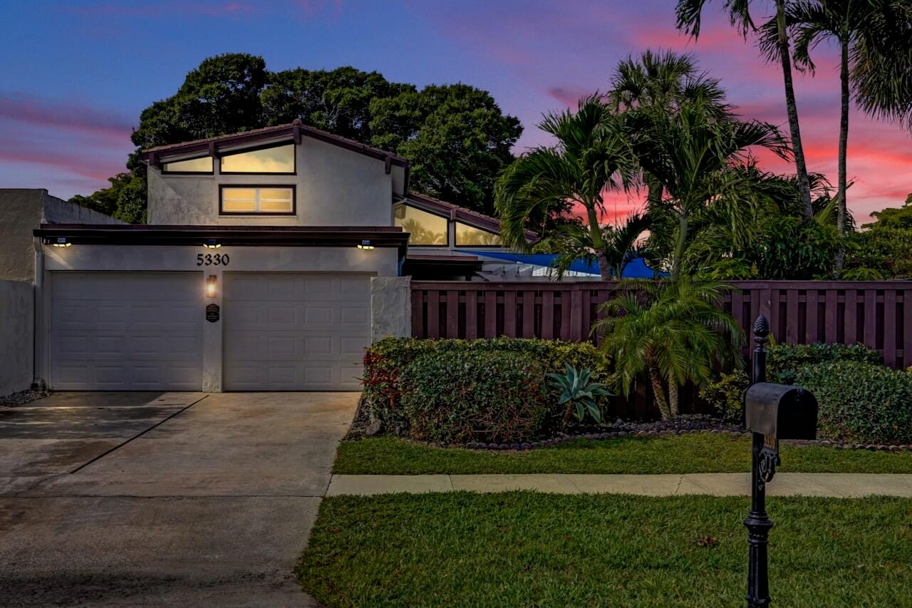 5330 Stonybrook Drive, Boynton Beach, FL 33437 photo 2