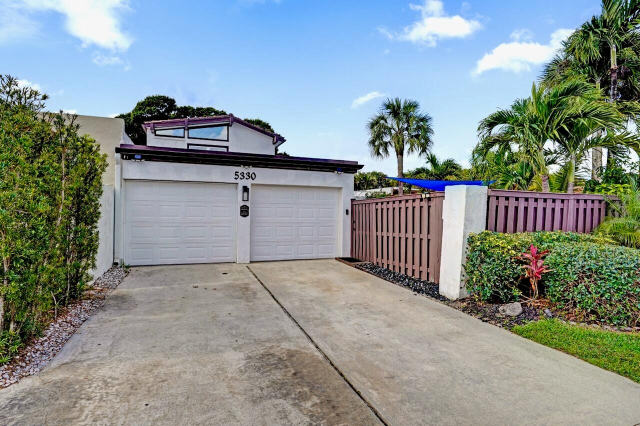 5330 Stonybrook Drive, Boynton Beach, FL 33437 photo 3
