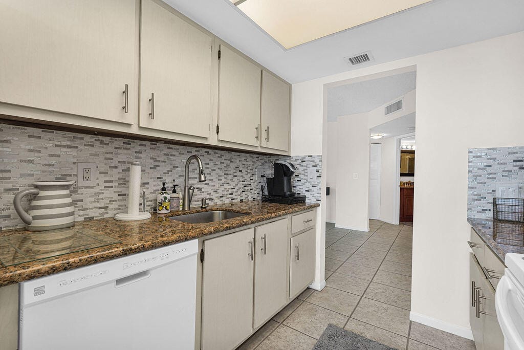 1101 River Reach Drive 209, Fort Lauderdale, FL 33315 photo 14