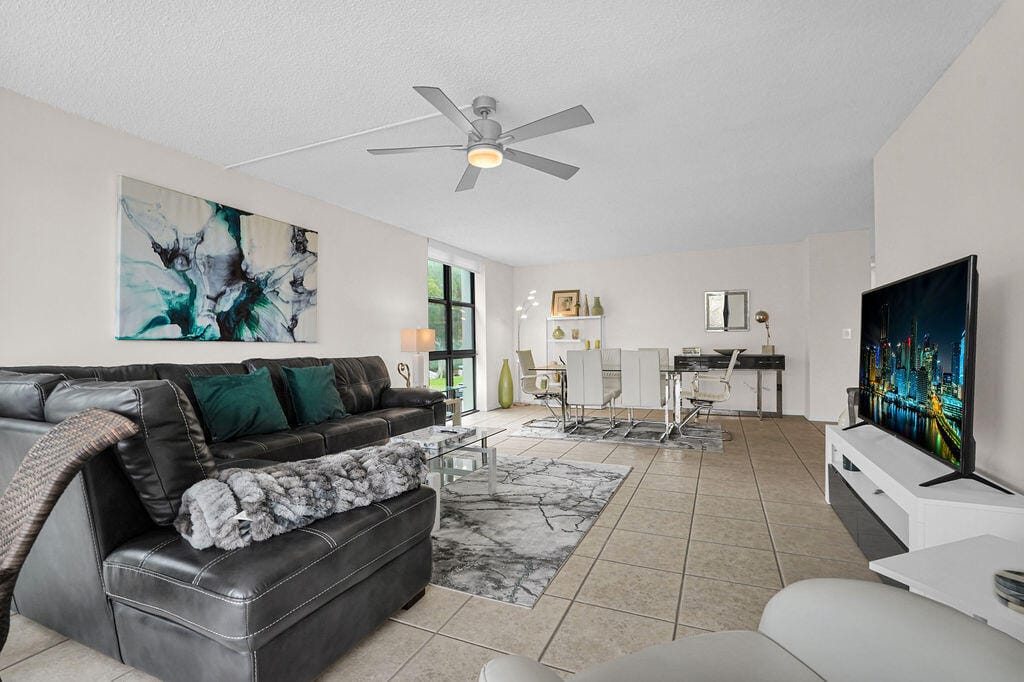 1101 River Reach Drive 209 — photo 7