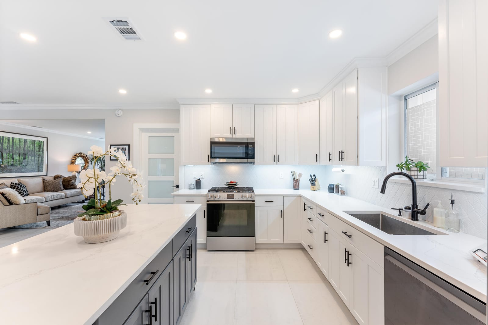 807 SE 11th Court, Fort Lauderdale, FL 33316 photo 8