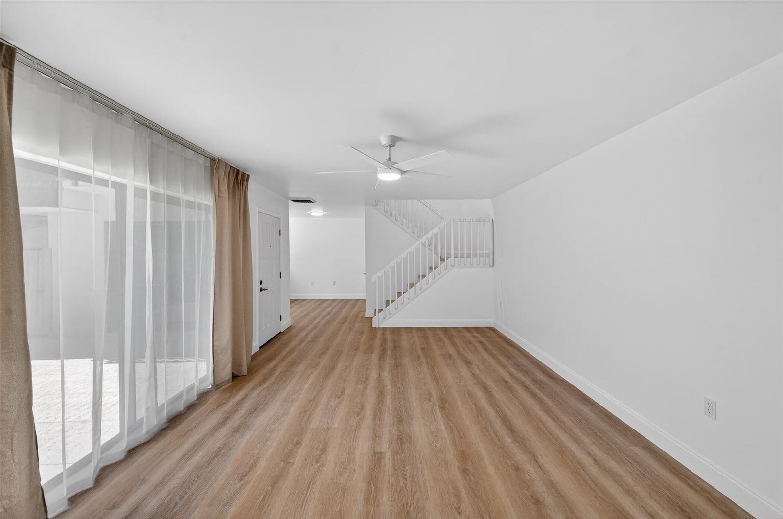 1617 16th Way, West Palm Beach, FL 33407 photo 17