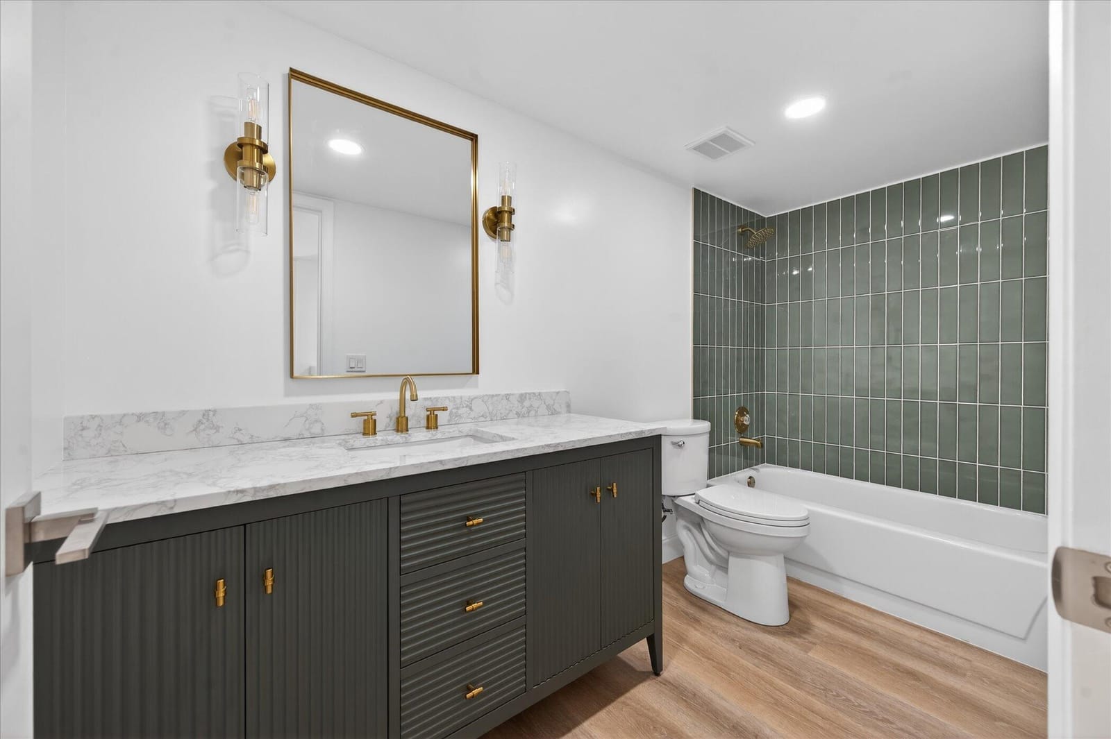 1617 16th Way — photo 3