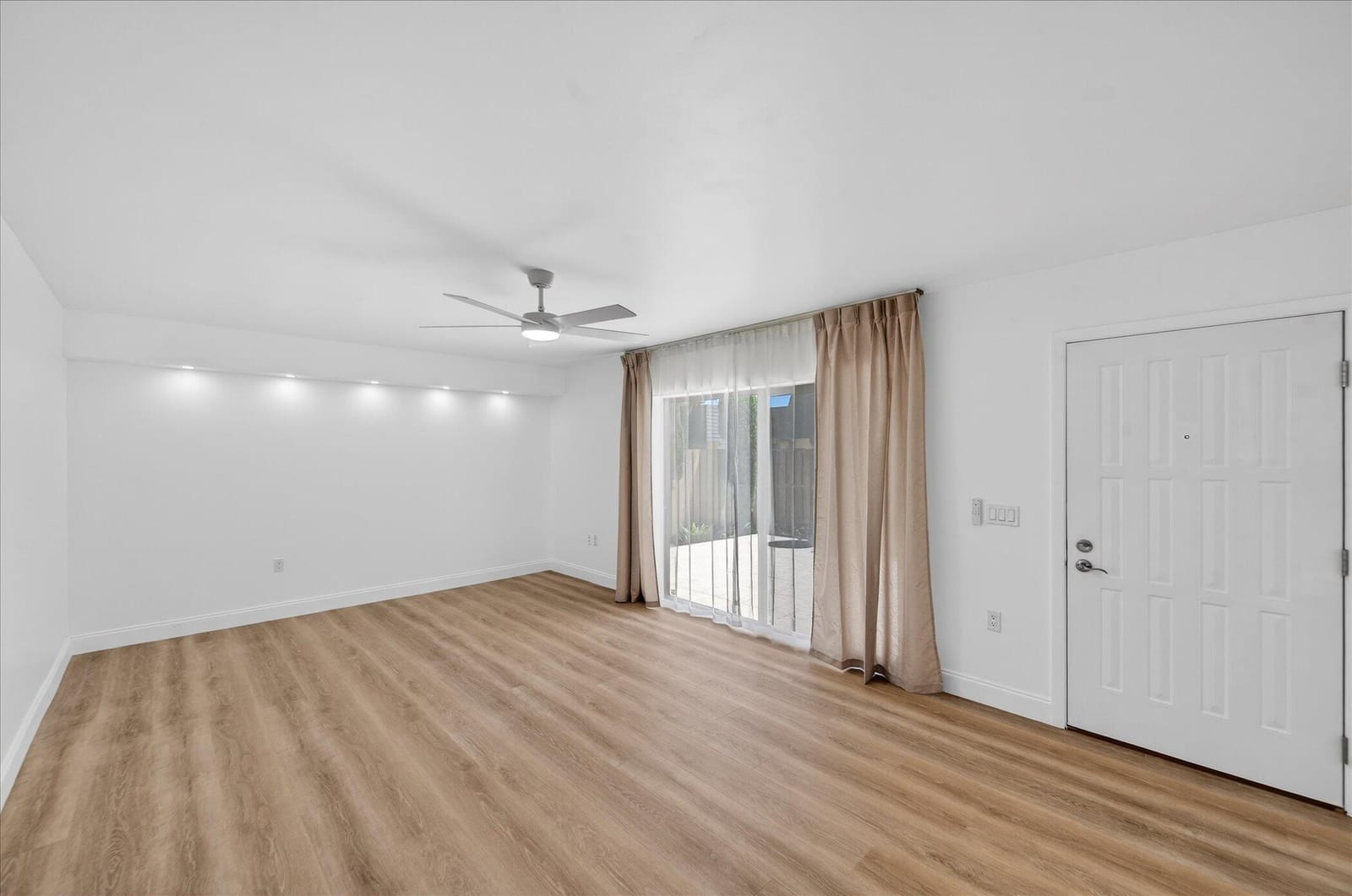 1617 16th Way, West Palm Beach, FL 33407 photo 28