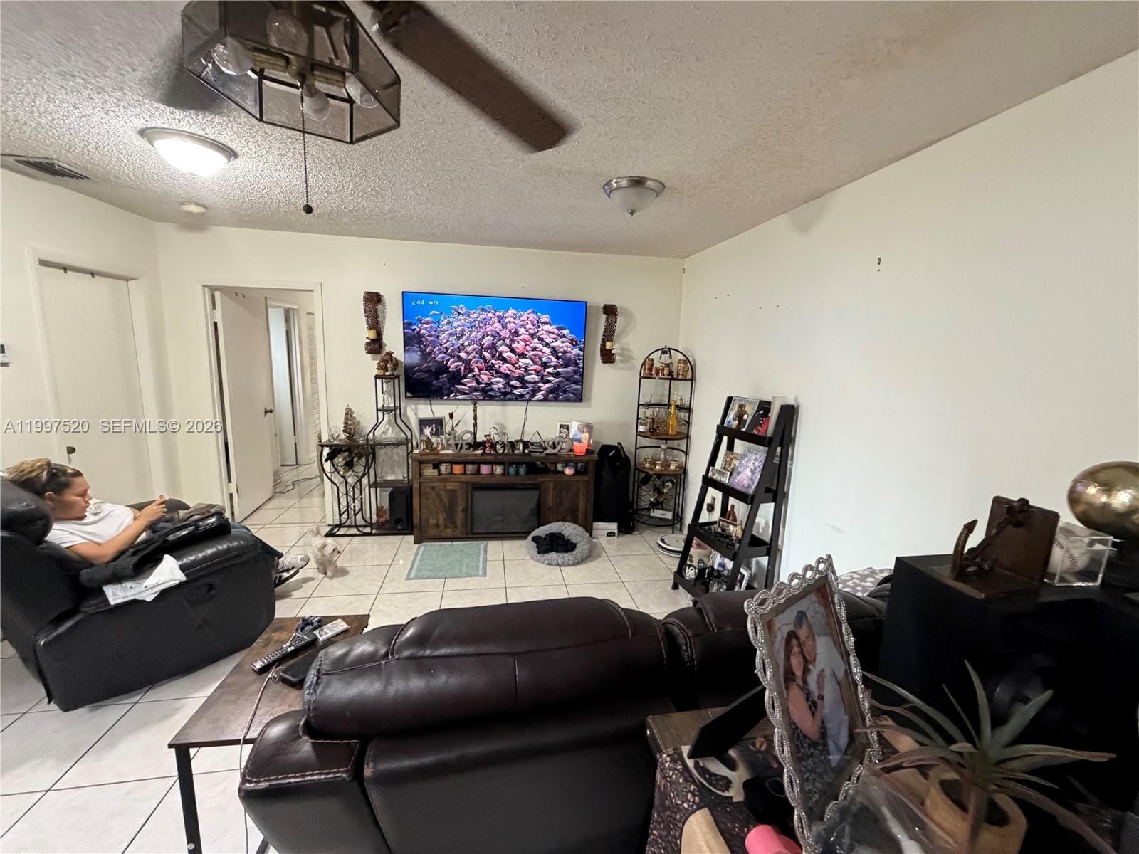 671 NE 1st Place, Hialeah, FL 33010 photo 11