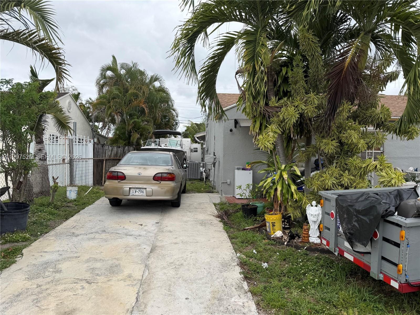671 NE 1st Place, Hialeah, FL 33010 photo 6