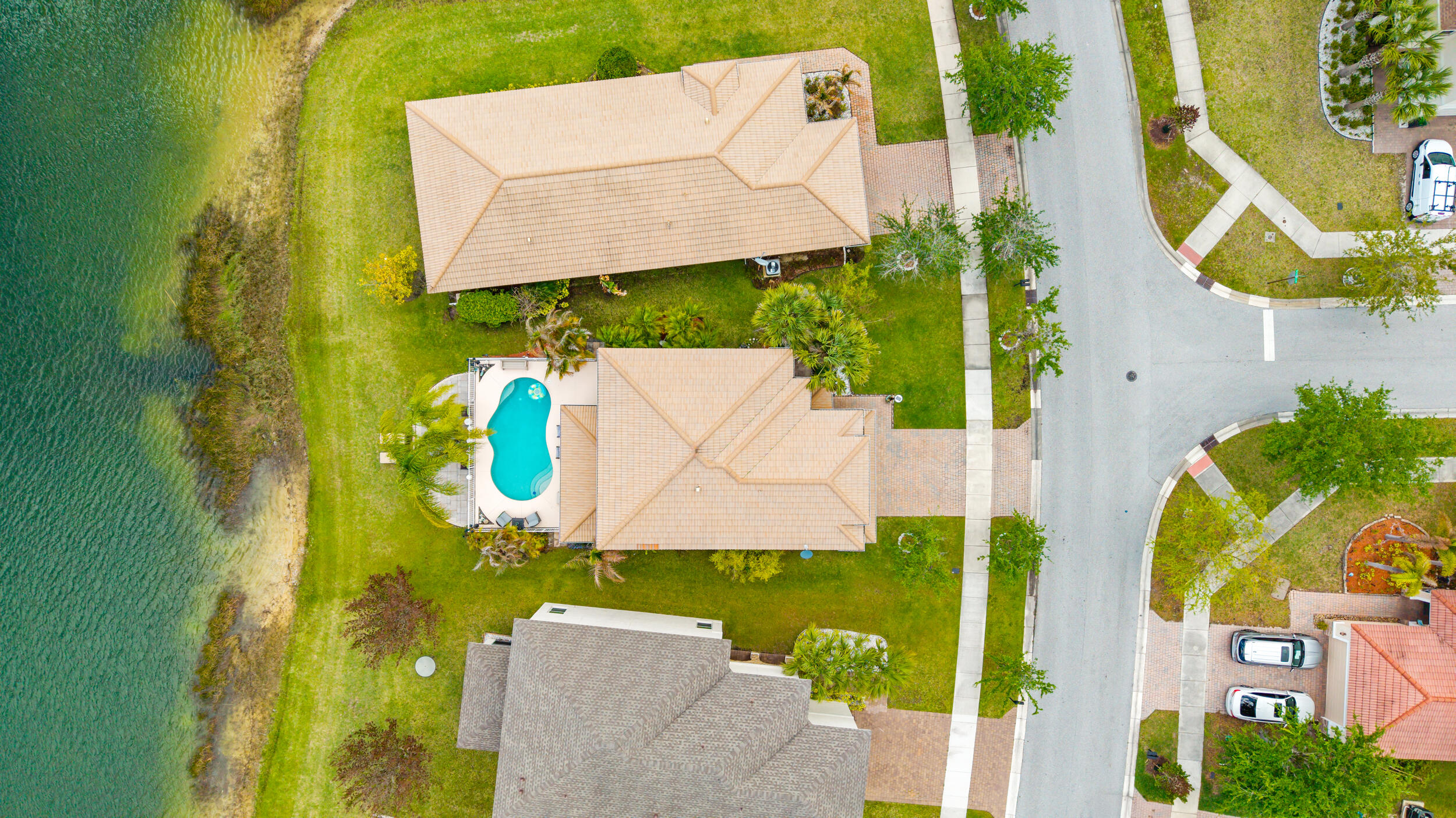 707 NW Leonardo Circle — photo 5