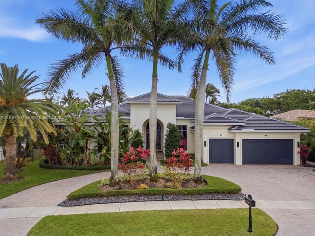 770 Leigh Palm Avenue, sold in Enclave 2nd Section, Plantation, FL