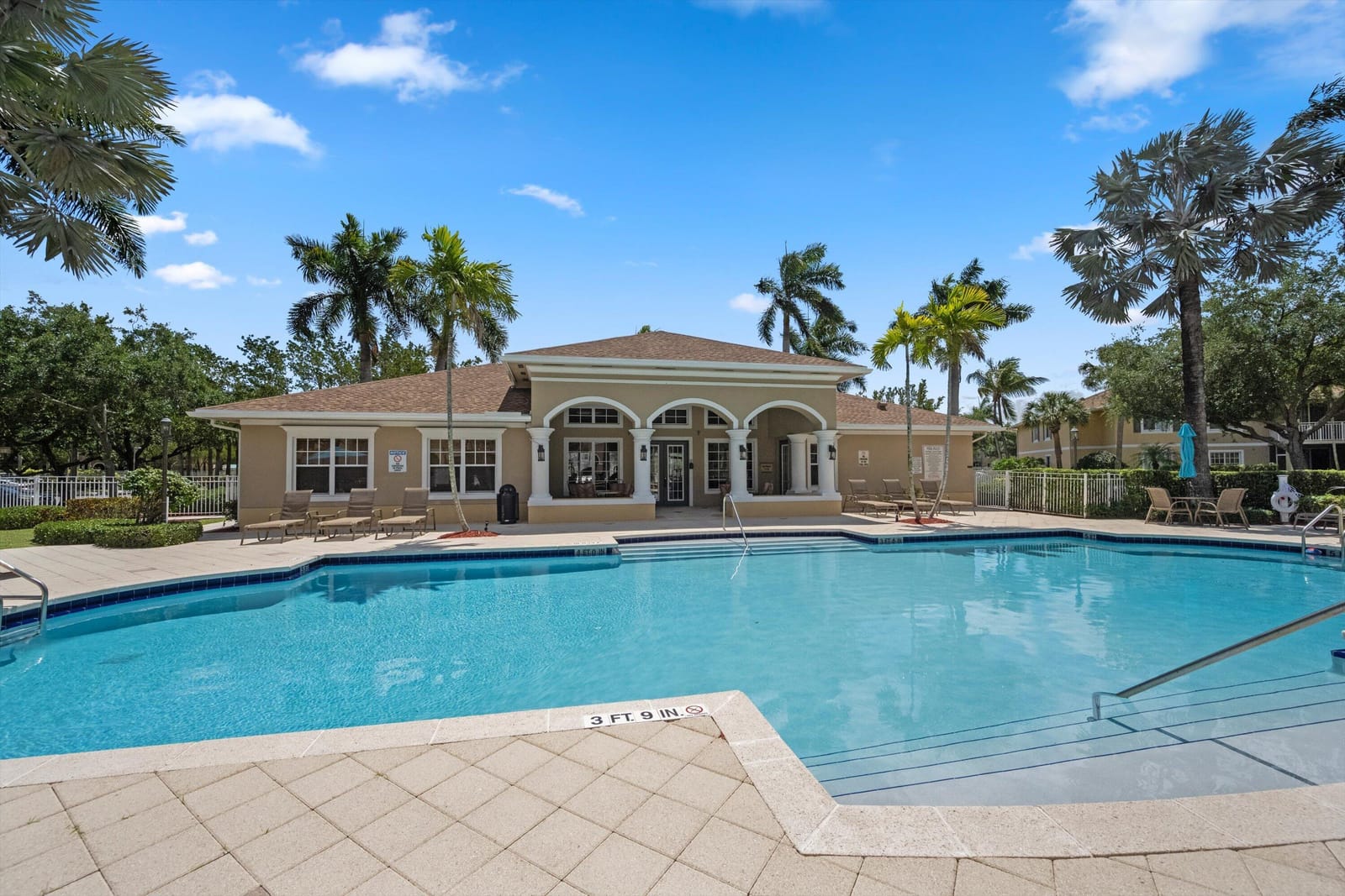 6475 Emerald Dunes Drive 206, West Palm Beach, FL 33411 photo 27