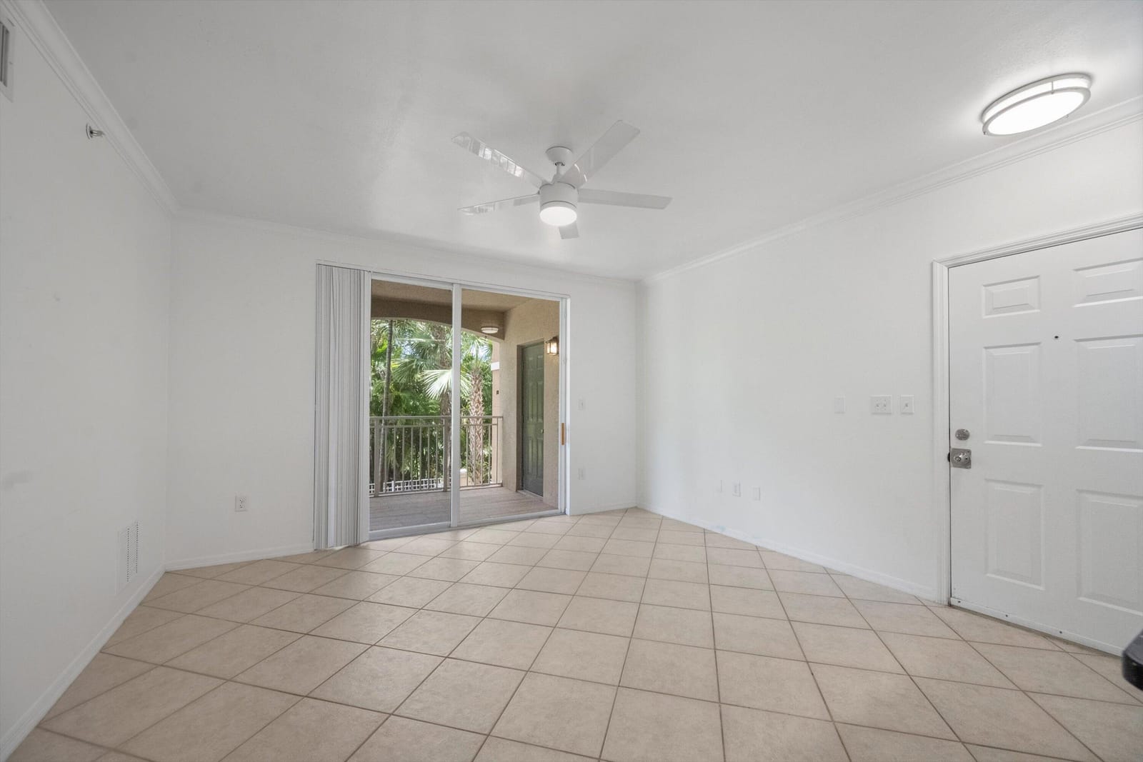6475 Emerald Dunes Drive 206 — photo 5