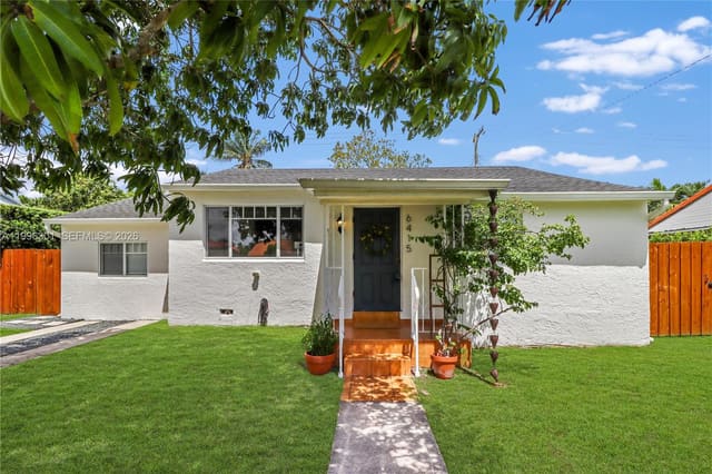6415 SW 39th Street, Miami, FL 33155