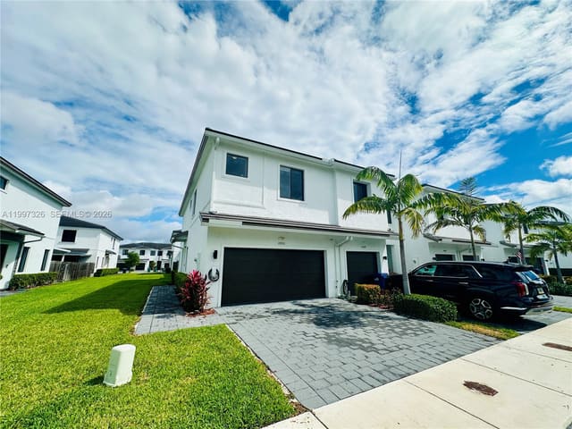 10951 SW 233rd Street, Homestead, FL 33032