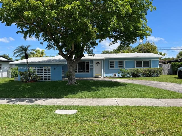 9775 SW 78th Street, sold in Heftler Homes Sunset Park, Miami, FL
