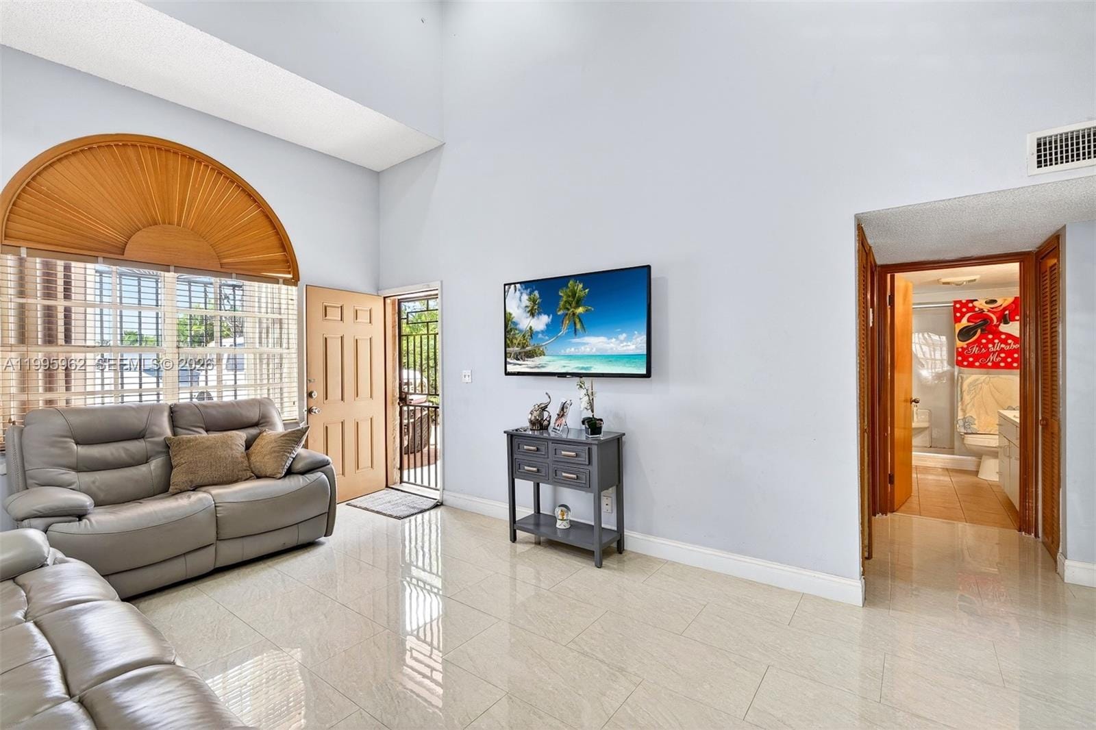 7821 SW 9th Terrace, Miami, FL 33144 photo 2