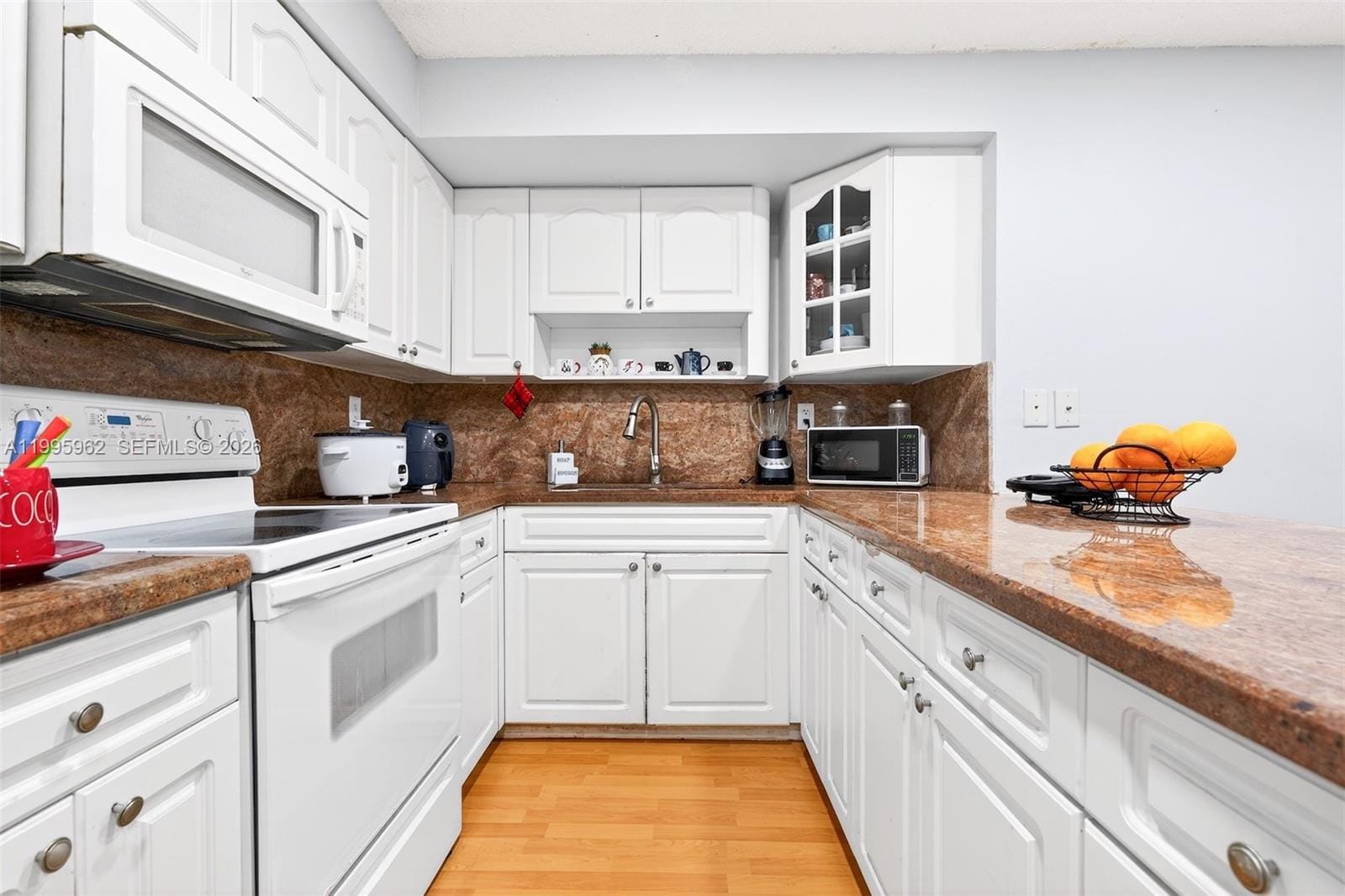 7821 SW 9th Terrace, Miami, FL 33144 photo 7