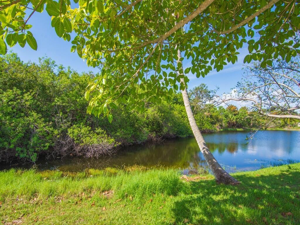 521 NE Sapphire Way, Jensen Beach, FL 34957 photo 19