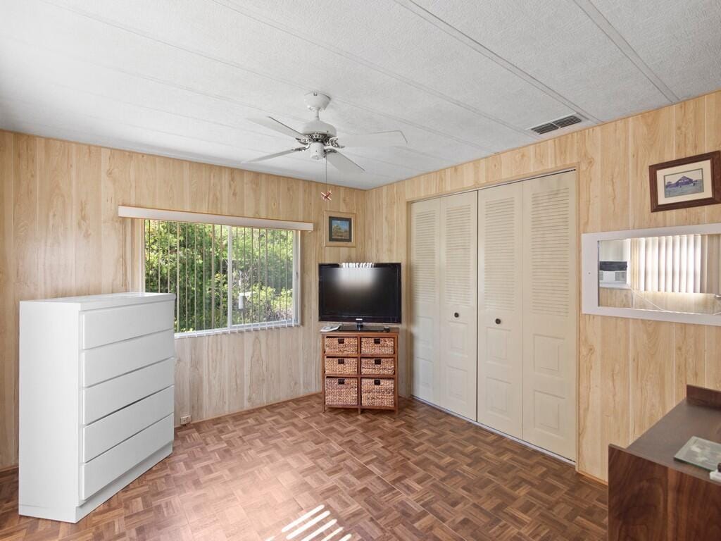 521 NE Sapphire Way — photo 8