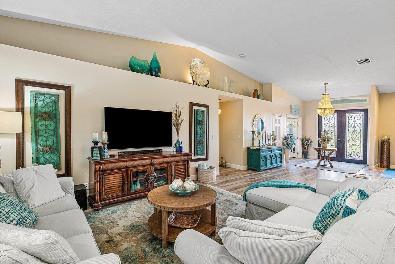 15925 Springhill Court, Wellington, FL 33414 photo 10