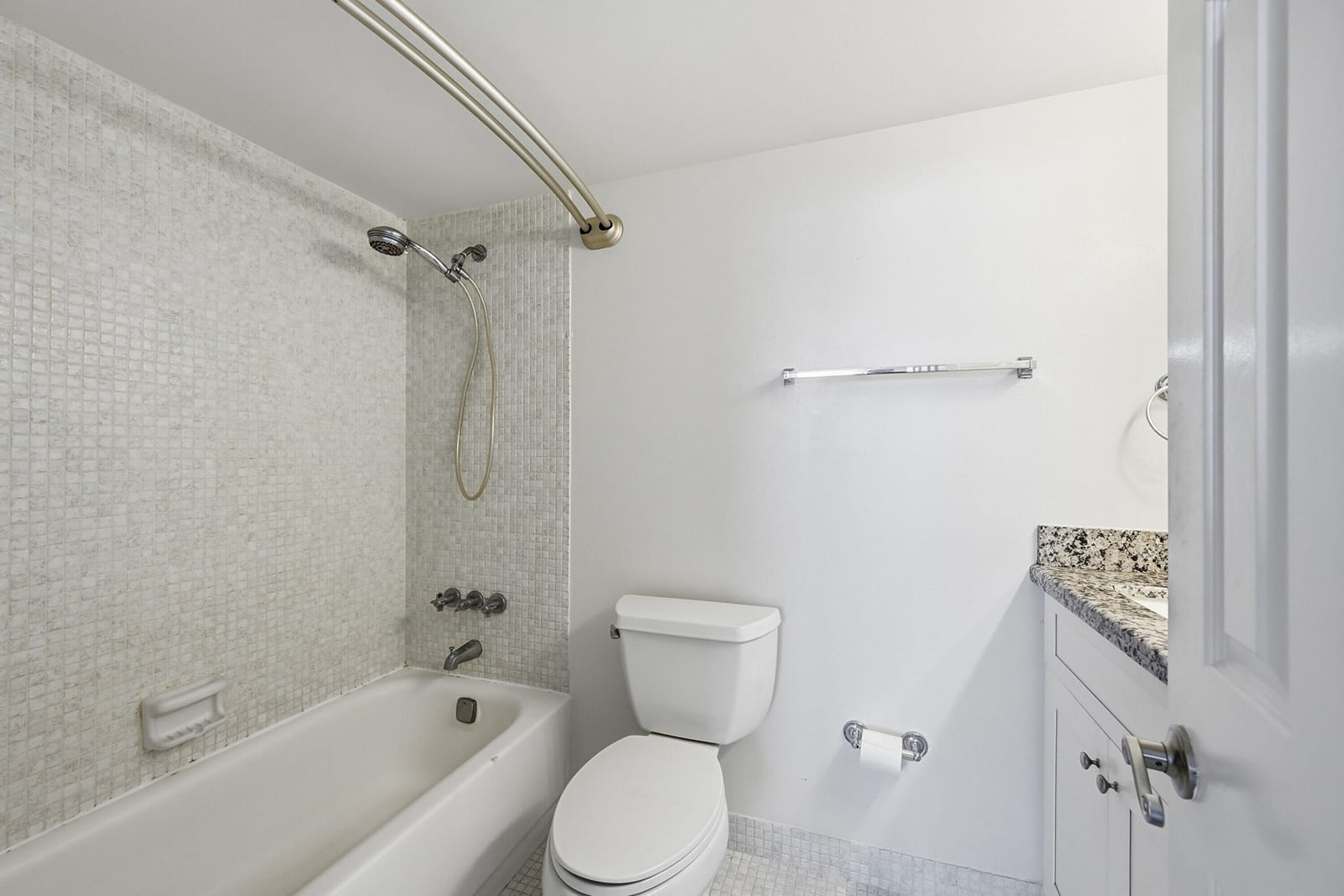 5700 NW 2nd Avenue 604, Boca Raton, FL 33487 photo 13