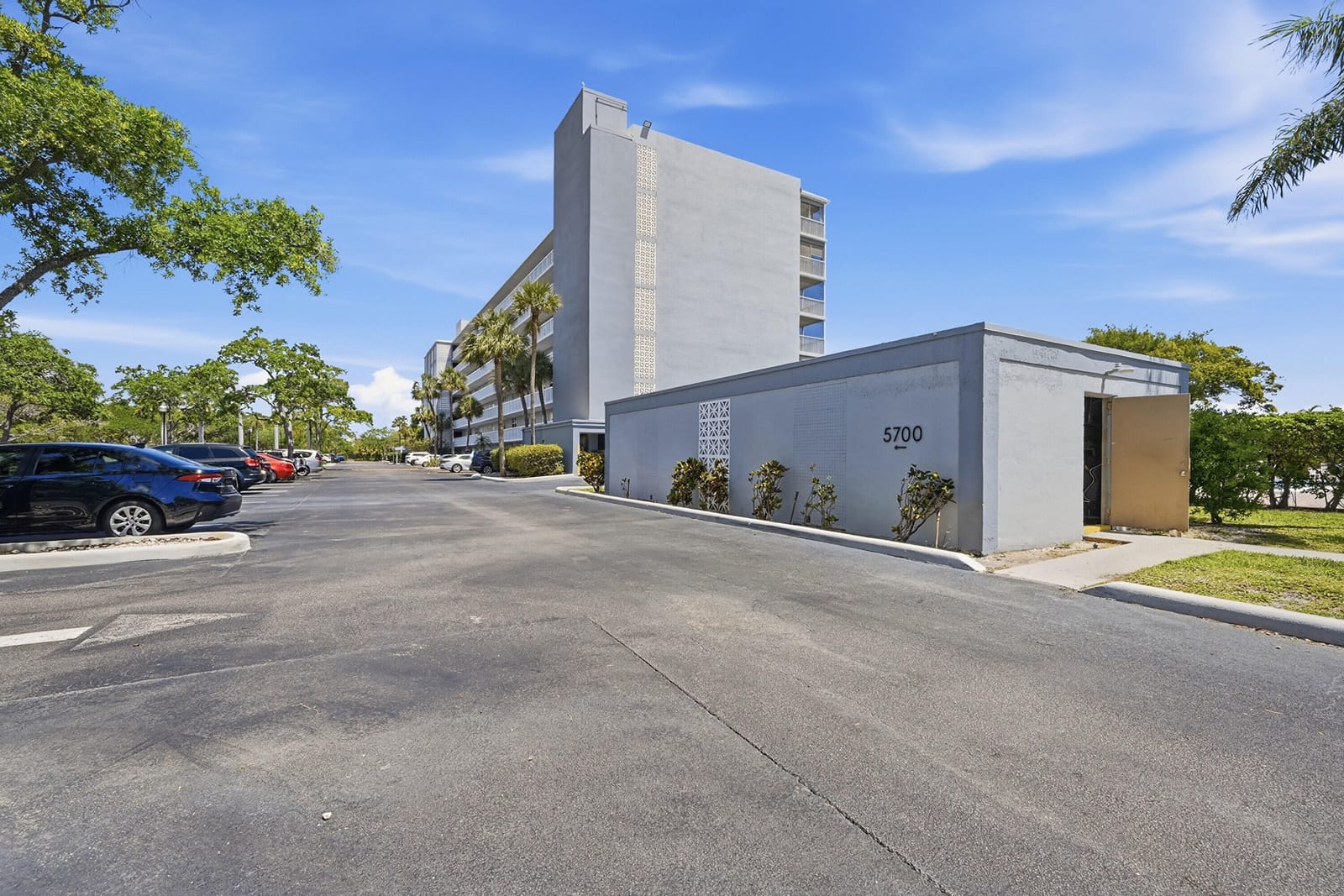 5700 NW 2nd Avenue 604, Boca Raton, FL 33487 photo 27